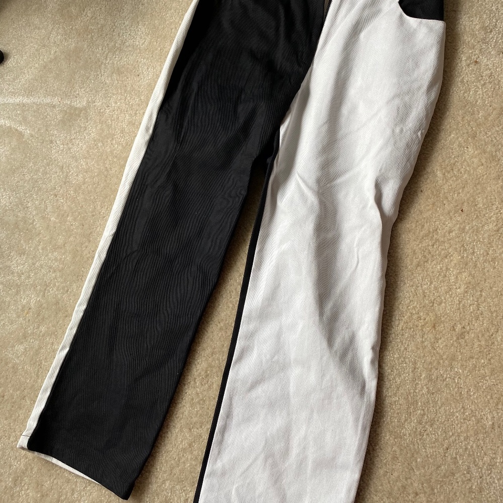 Color block jeans